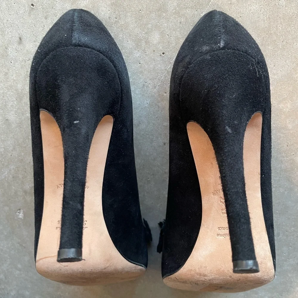 Butter Black Suede Peep Toe Heels Womens 7 Made in Italy Fringe Stiletto